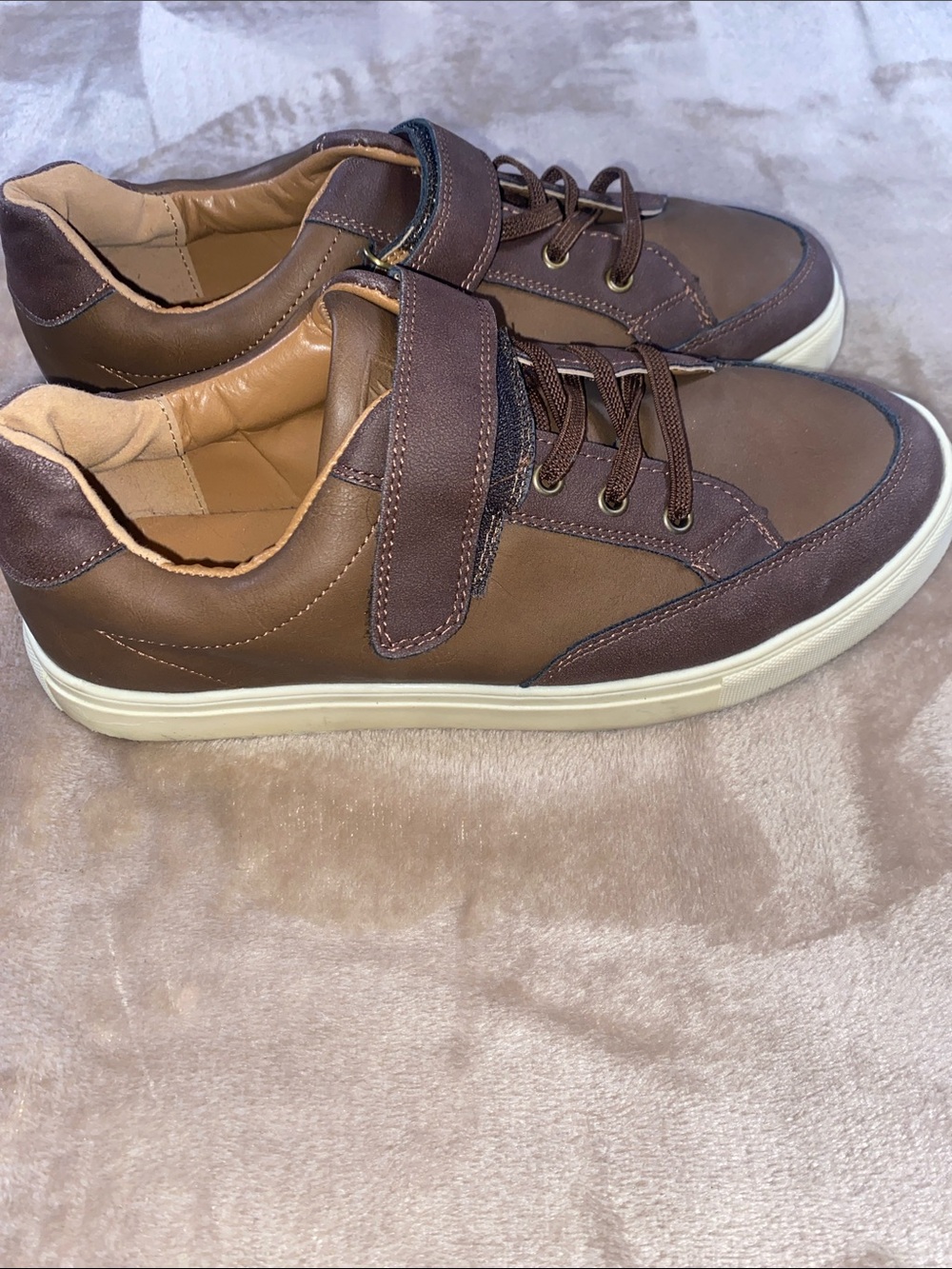 Deer Stags Jose Jr Brown Leather Lace & Strap Sneakers